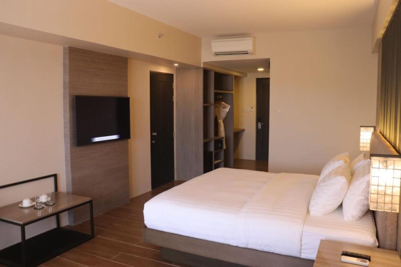 The Aurora Subic Hotel Managed By Hii 奥隆阿波 外观 照片